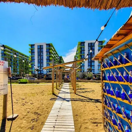Апартаменты Sunshine Retreat - Pool & *